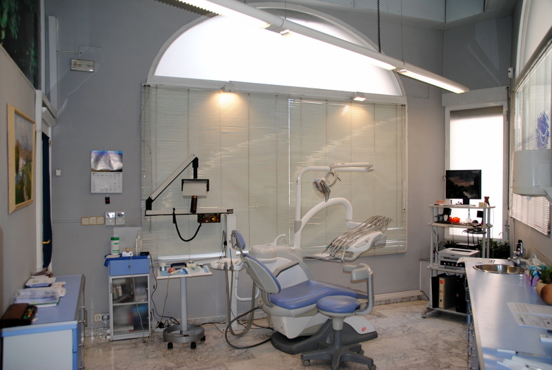 Interior clínica dental 